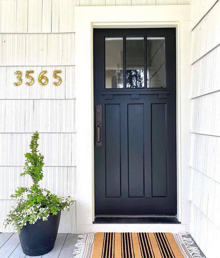 SW Tricorn Black front door